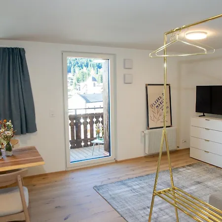 Stylish Aurora Studio With Mountain Views Lenzerheide Apartman *